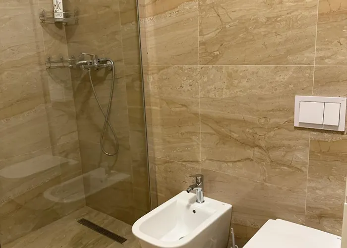 Апартаменты Luxury 8 At Square 21 Тирана
